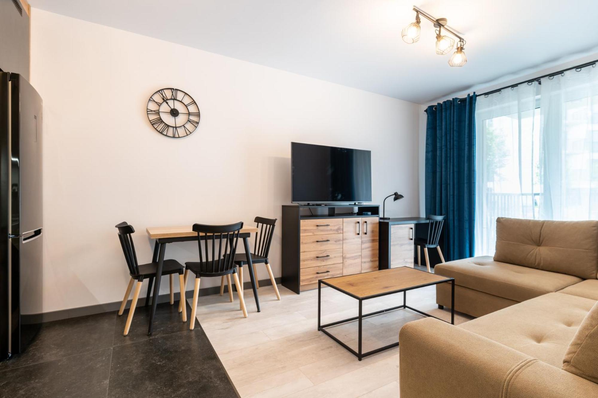 Raciborska 2-Bedroom Apartment カトヴィツェ エクステリア 写真